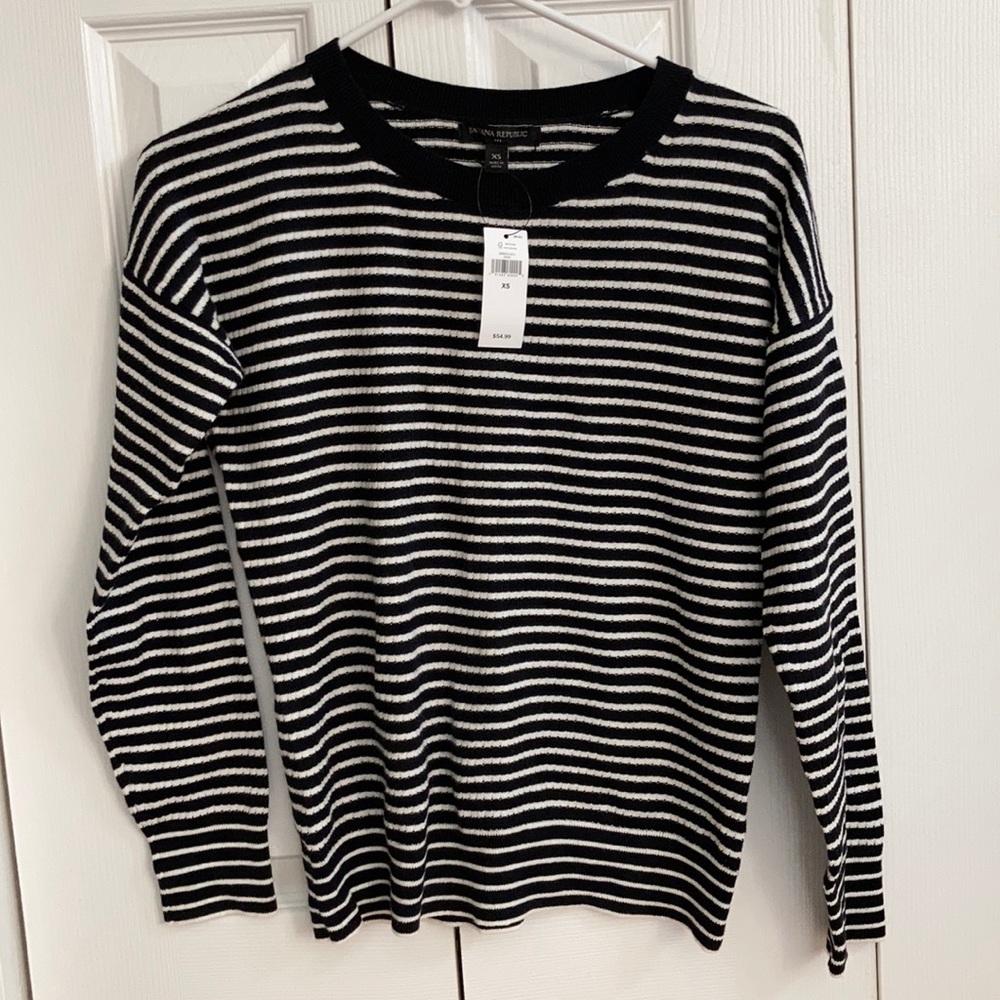 NWT Banana Republic Sweater